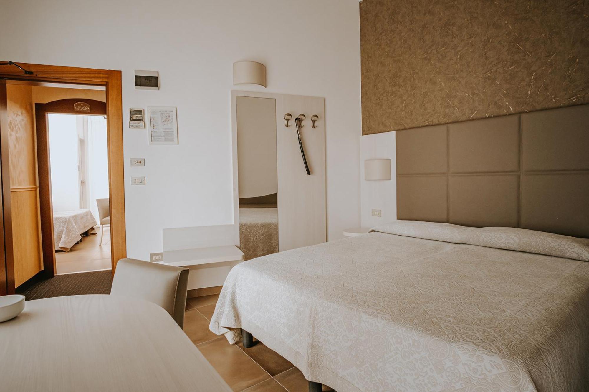 Hotel Gabriella 리미니 외부 사진