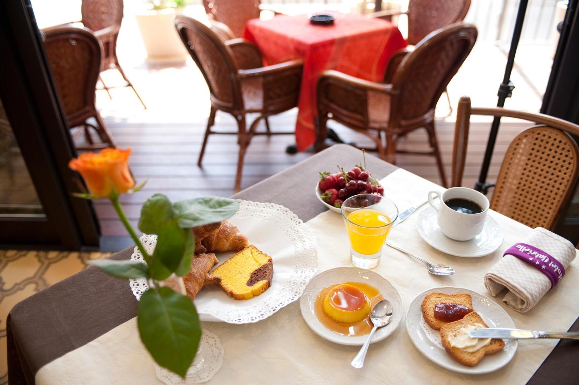Hotel Gabriella 리미니 외부 사진